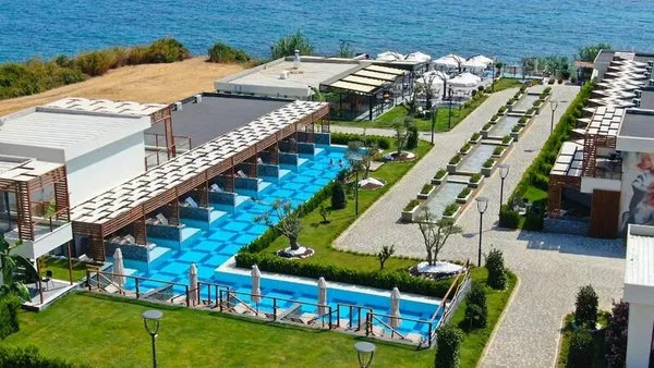 Feniks Hotel