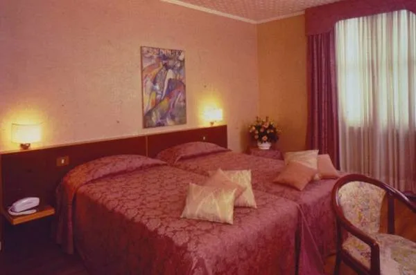 Fiume Hotel