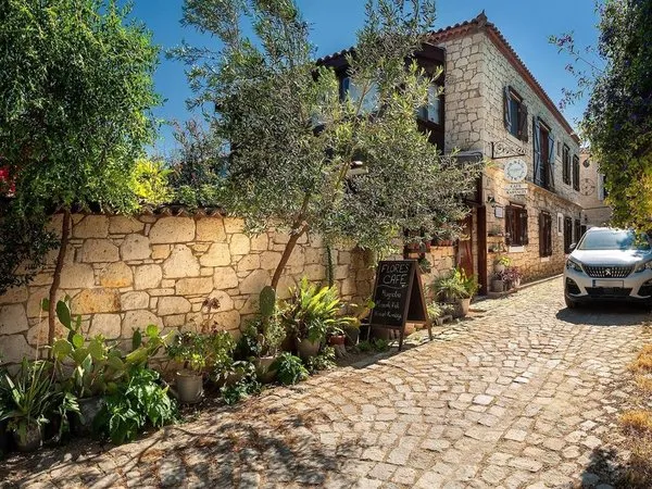 Flores Hotel Alaçati
