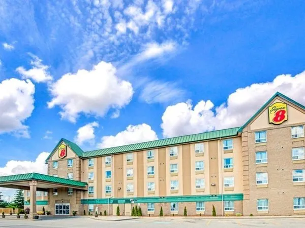 Four Points by Sheraton Vaughan