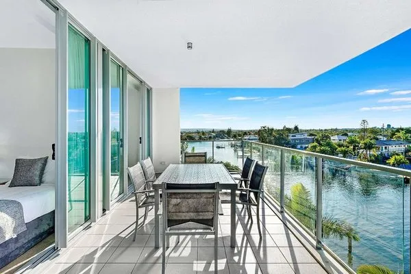 Freshwater Point Resort