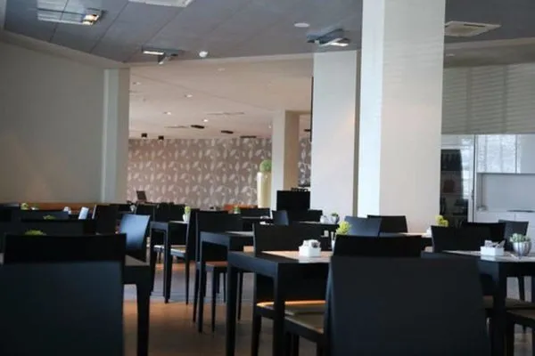 G Hotel