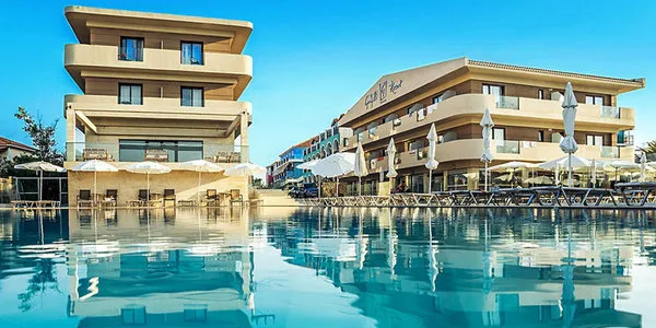 Gardelli Resort Art Hotel