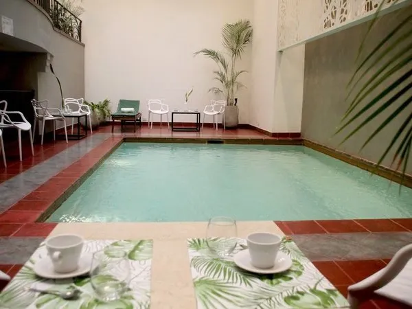 Gardi Hotel & Suites