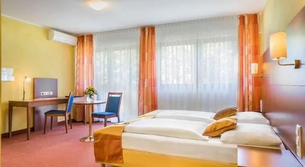 Garner Hotel Stuttgart City Centre