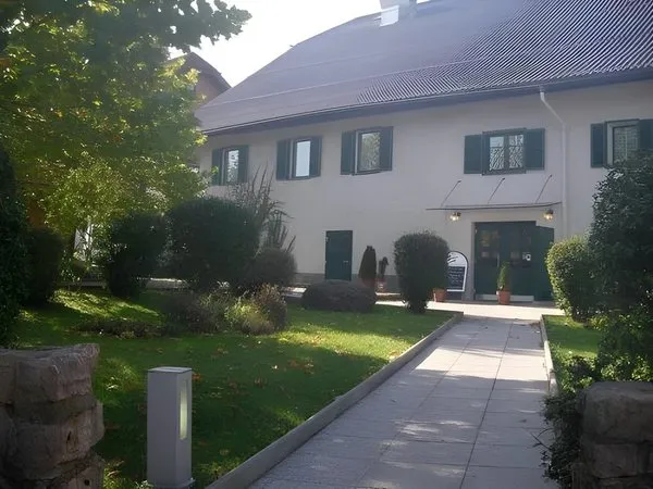 Gasthof zur Strass