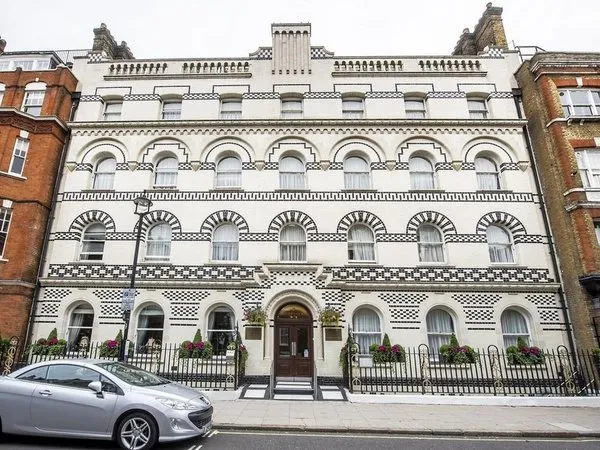 Gem Langham Court Hotel