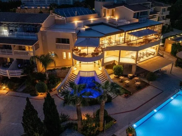 Gerakas Belvedere Hotel & Spa