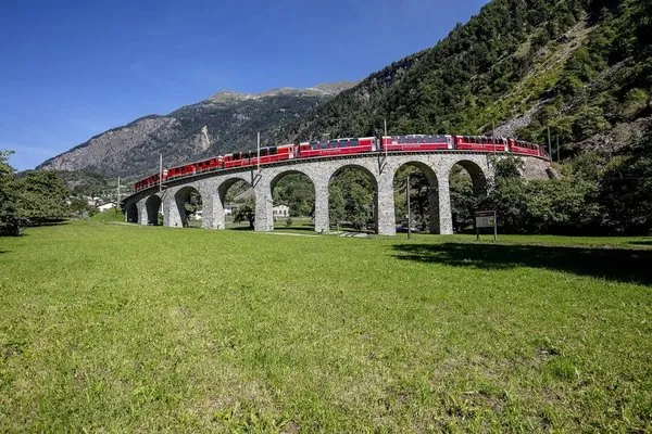Glacier Express Klassisch / Zermatt - St. Moritz, 3 Sterne/2. Klasse,Glacier Express Klassisch Zermatt - St.Moritz,Glacier und Bernina Express Klassisch Zermatt - St. Moritz,Glacier Express Klassisch Zermatt - St. Moritz