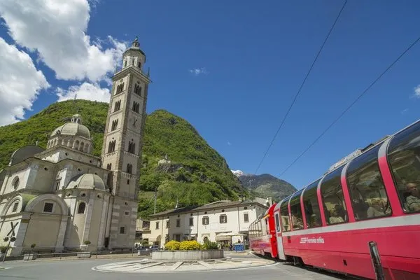 Glacier und Bernina Express Panoramareise Zermatt - St. Moritz
