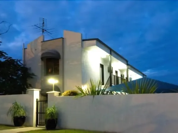 Gladstone Capricorn Apartments