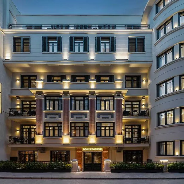 Gleam Collection Hotel
