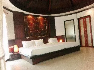 Golden Beach Resort
