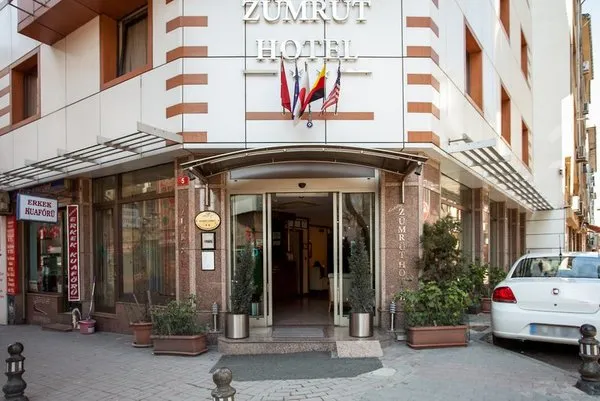 Golden Siyav Hotel