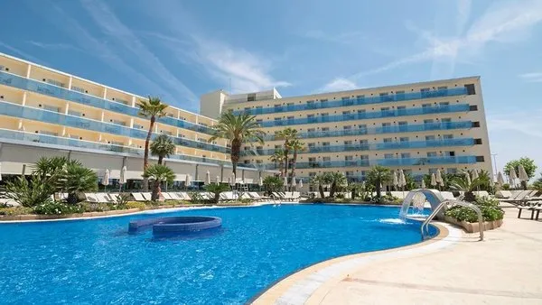 Golden Taurus Aquapark Resort