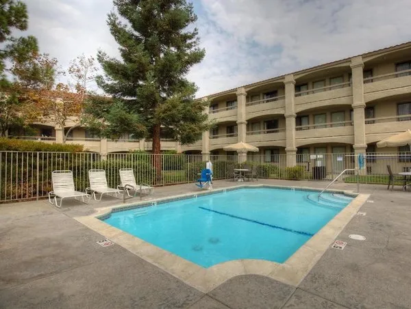 Good Nite Inn, Fremont