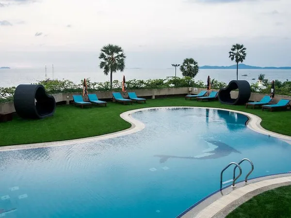 Grand Jomtien Palace