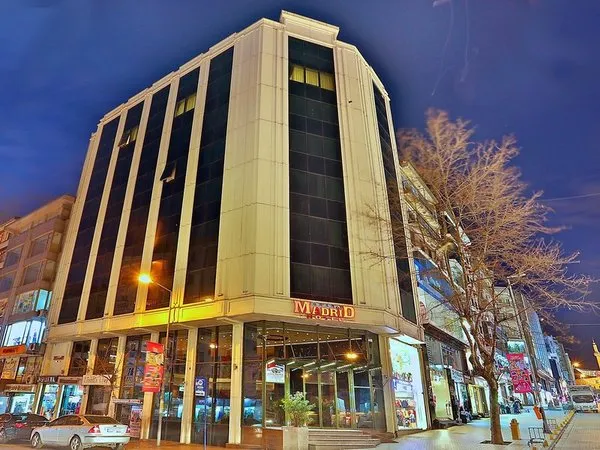 Grand Madrid Hotel