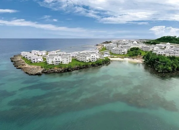 Grand Palladium Lady Hamilton Resort & Spa