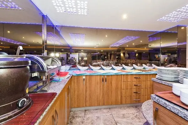 Grand Pamir Hotel