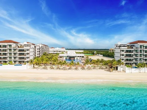 Grand Residences Riviera Cancun, a Registry Collection Hotel