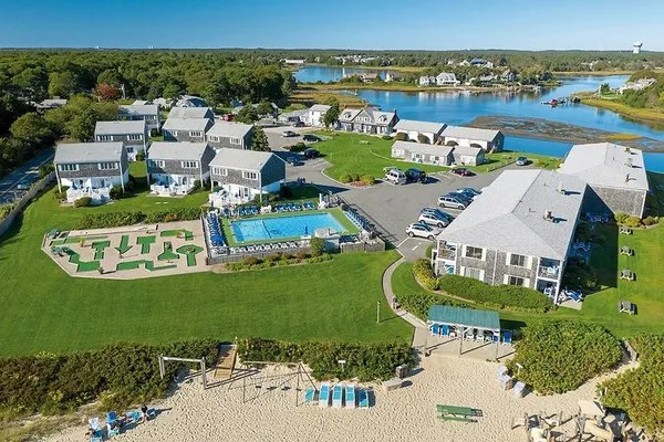 Green Harbor Resort
