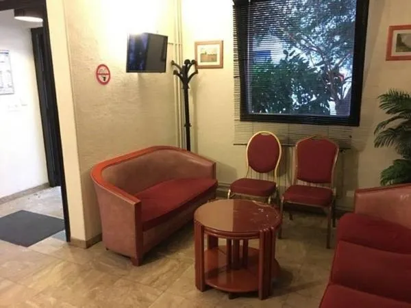Green Park Hotel