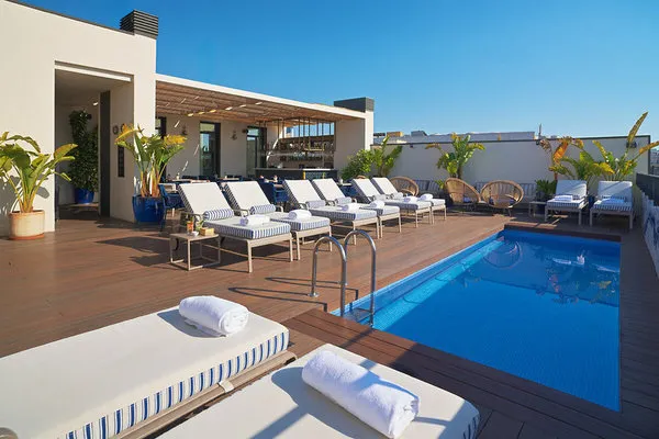 H10 Port Vell