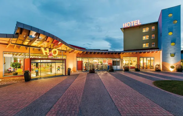 H2O Hotel Therme Resort