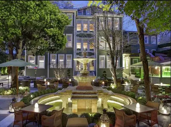 Hagia Sofia Mansions Istanbul, Curio Collection by Hilton