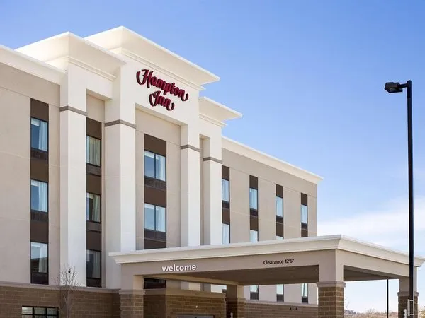 Hampton Inn Fairmont