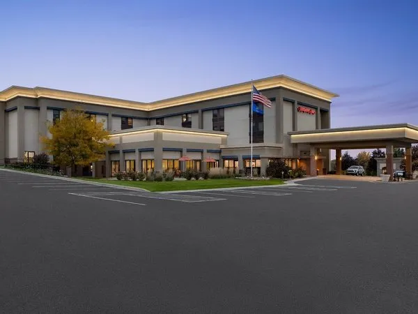 Hampton Inn Milwaukee Brookfield