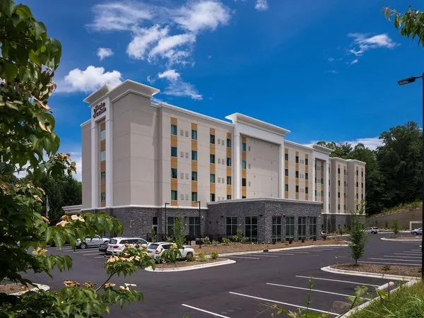 Hampton Inn & Suites Asheville Biltmore Village