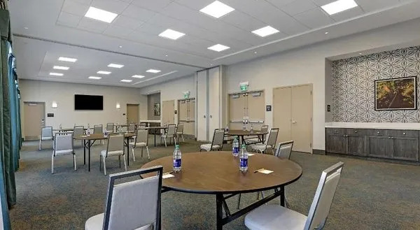 Hampton Inn & Suites by Hilton Belleville