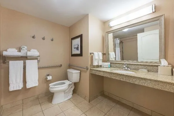 Hampton Inn & Suites by Hilton Moncton