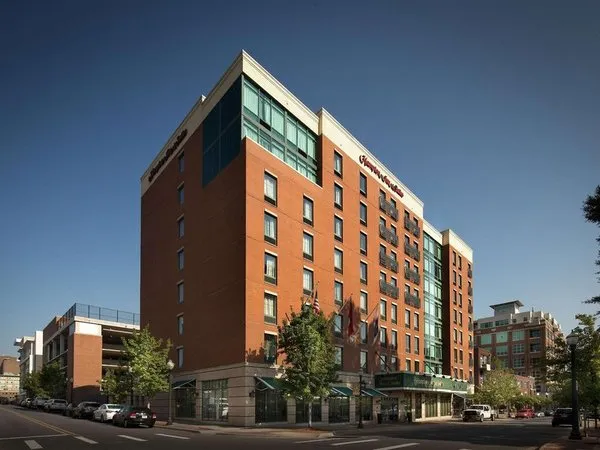 Hampton Inn & Suites Little Rock-Downtown