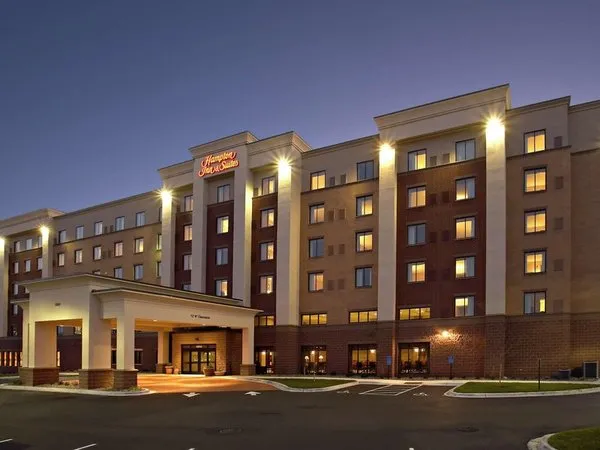 Hampton Inn & Suites Minneapolis St. Paul Airport-Mall of America