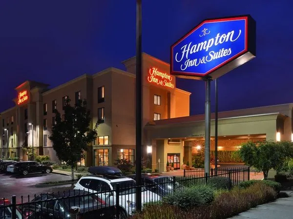 Hampton Inn & Suites Tacoma-Mall