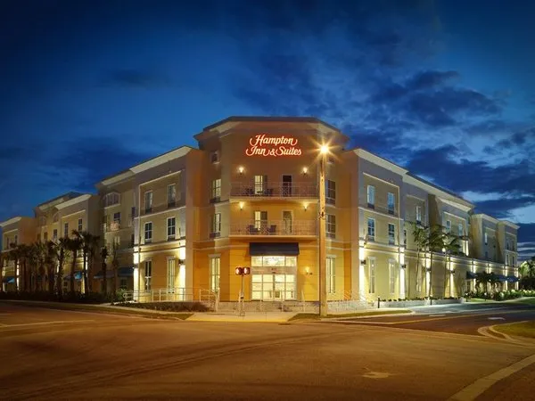 Hampton Inn & Suites Vero Beach Downtown