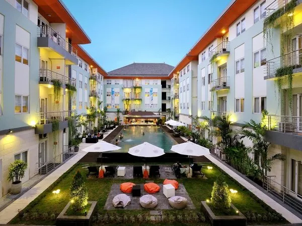 HARRIS Hotel & Residence Riverview Kuta Bali