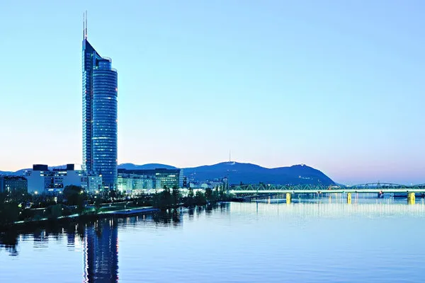 harrys home Wien Millennium Tower
