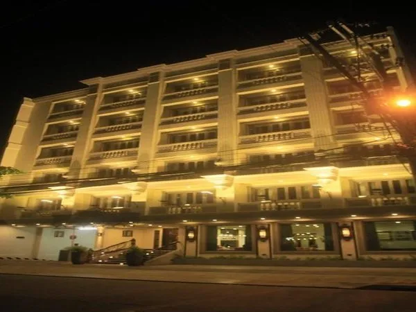 Herald Suites Polaris