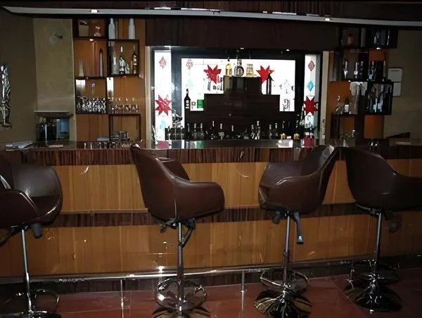 Hermanos Hotel