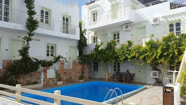 Hesperia Apartments by Estia