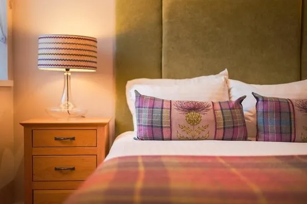 Highland Apartments by Mansley