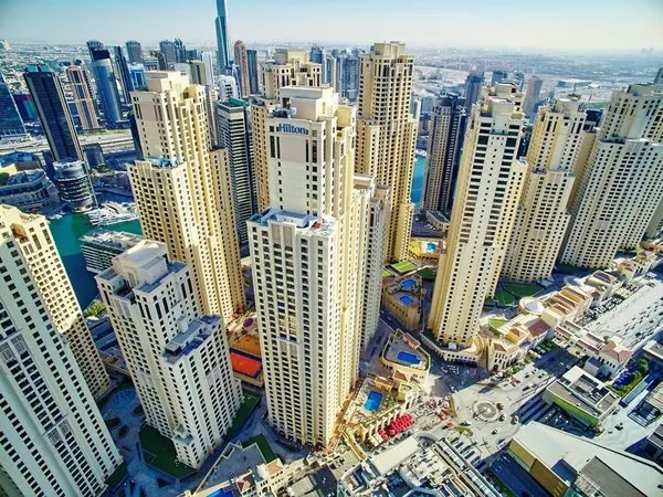Hilton Dubai The Walk