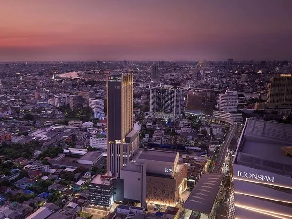 Hilton Garden Inn Bangkok Riverside