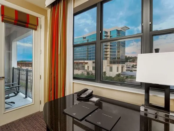 Hilton Promenade at Branson Landing
