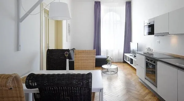 Holeckova Apartments