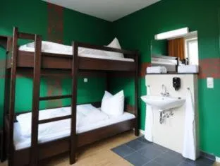 Holi Hostel Hotel